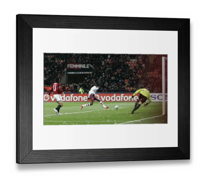 Framed Print : Adebayor's Stunner: Arsenal's 2-0 Victory Over Milan in Champions League