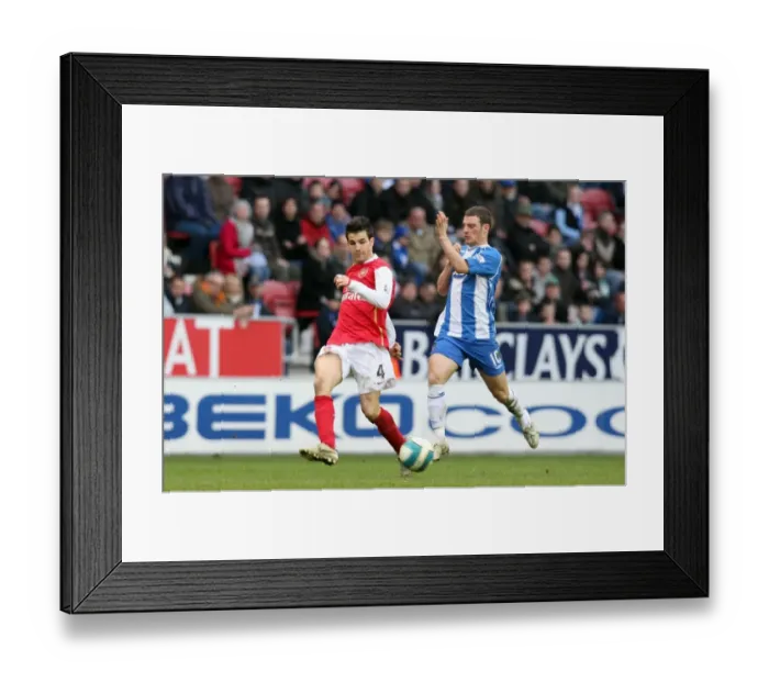 Framed Print : Cesc Fabregas (Arsenal) Jason Koumas (Wigan) Framed Print : Cesc Fabregas (Arsenal) Jason Koumas (Wigan)