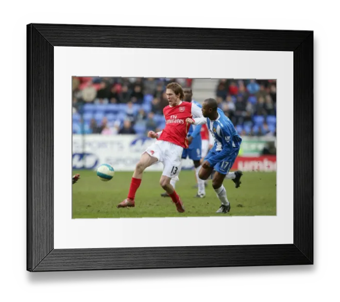 Framed Print : Alex Hleb (Arsenal) Emmerson Boyce (Wigan) Framed Print : Alex Hleb (Arsenal) Emmerson Boyce (Wigan)