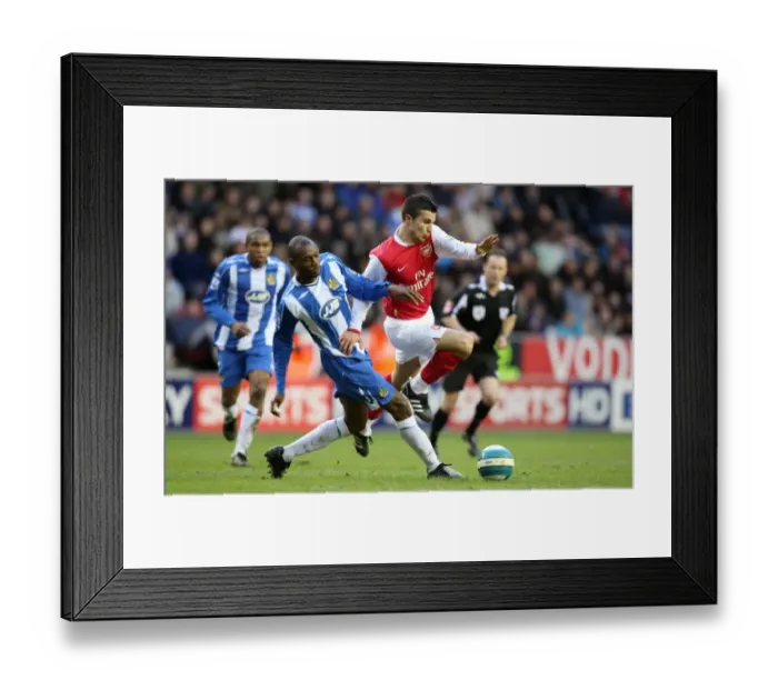 Framed Print : Robin van Persie (Arsenal) Emmerson Boyce (Wigan) Framed Print : Robin van Persie (Arsenal) Emmerson Boyce (Wigan)