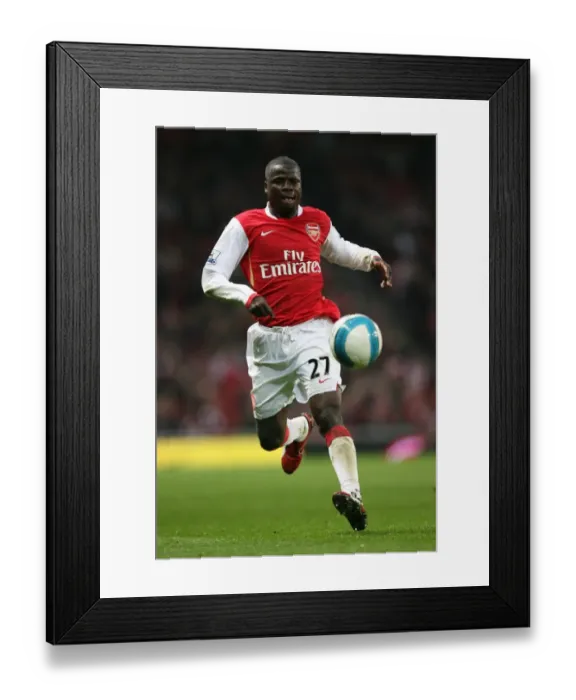 Framed Print : Emmanuel Eboue: A Force to Reckon With in the Arsenal vs. Middlesbrough Battle, 2007 (1:1)