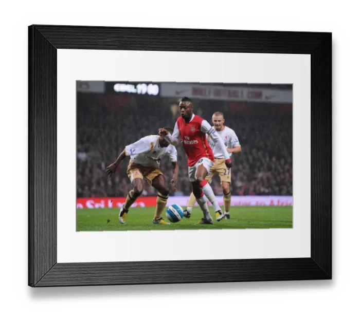 Framed Print : William Gallas (Arsenal) George Boateng (Middlesbrough)