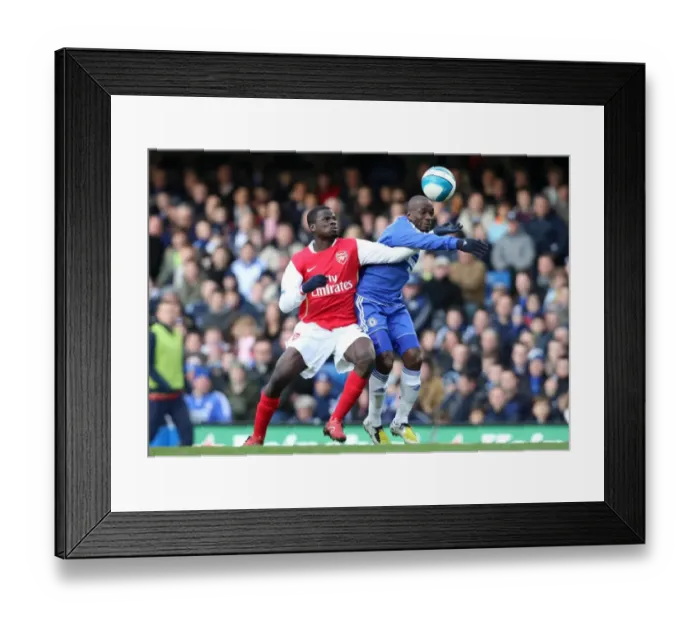 Framed Print : Emmanuel Eboue (Arsenal) Claude Makelele (Chelsea) Framed Print : Emmanuel Eboue (Arsenal) Claude Makelele (Chelsea)