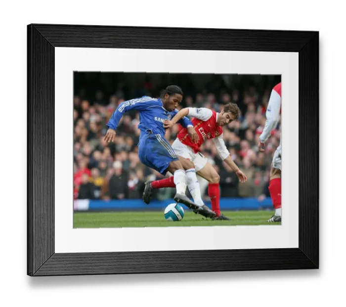 Framed Print : Flamini vs. Drogba: Chelsea Edge Past Arsenal 2:1 in Intense Barclays Premier League Clash