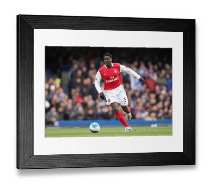 Framed Print : Kolo Toure (Arsenal)