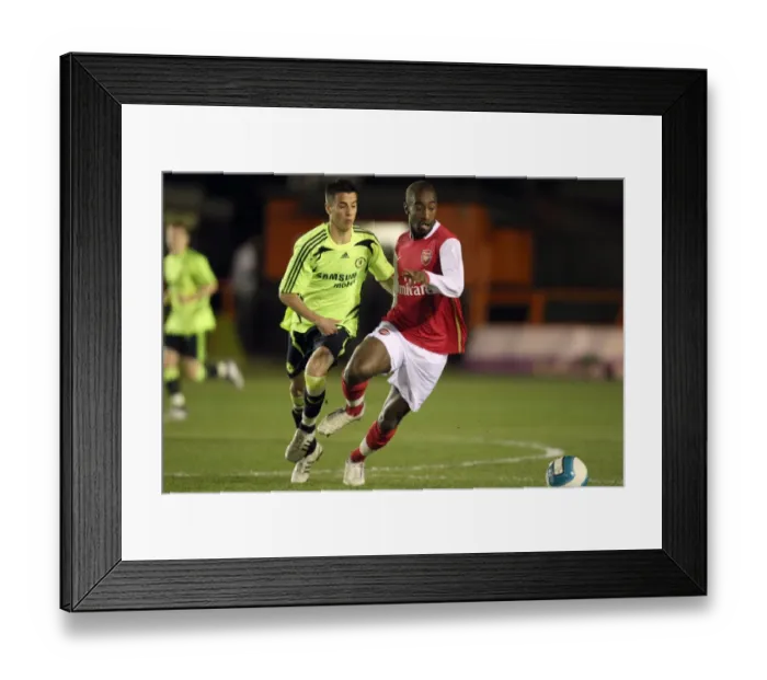 Framed Print : Johan Djourou (Arsenal) Sergio Tejera Rordiguez (Chelsea) Framed Print : Johan Djourou (Arsenal) Sergio Tejera Rordiguez (Chelsea)