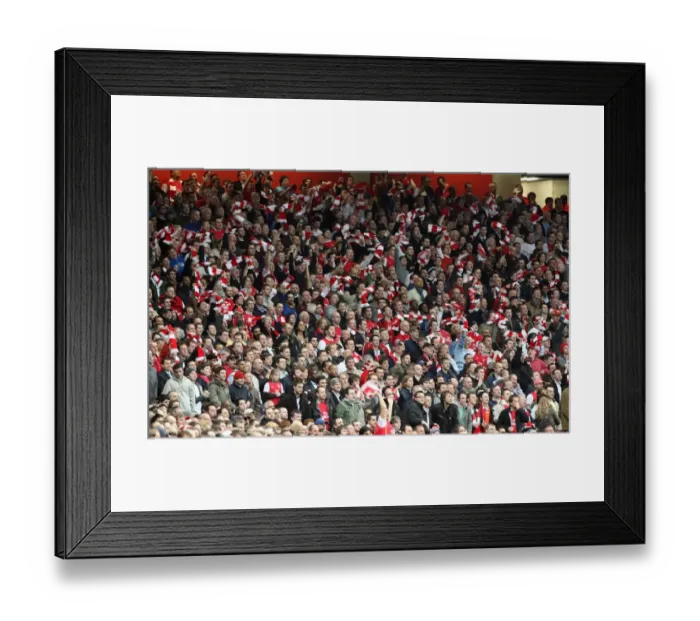 Framed Print : Arsenal fans