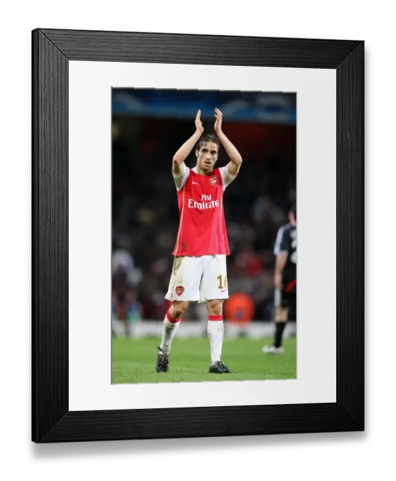 Framed Print : Mathieu Flamini (Arsenal) claps the fans after the match Framed Print : Mathieu Flamini (Arsenal) claps the fans after the match