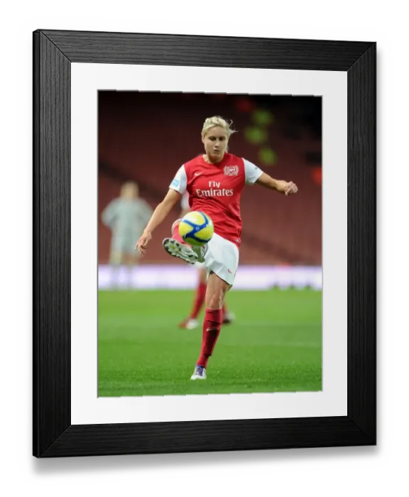 Framed Print : Arsenal Ladies vs. Chelsea LFC: Steph Houghton in Action at the Emirates Stadium Framed Print : Arsenal Ladies vs. Chelsea LFC: Steph Houghton in Action at the Emirates Stadium