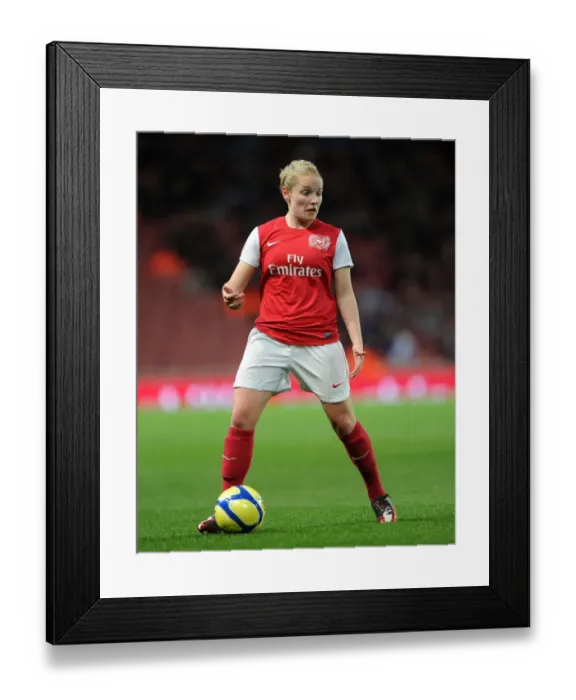 Framed Print : Arsenal vs Chelsea: Kim Little in Action for Arsenal Ladies in WSL Clash at Emirates Stadium