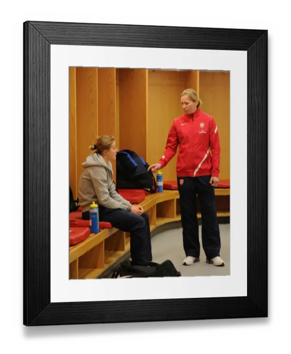 Framed Print : Arsenal Ladies vs. Chelsea LFC: Ellen White and Jayne Ludlow Prepare for WSL Clash at Emirates Stadium