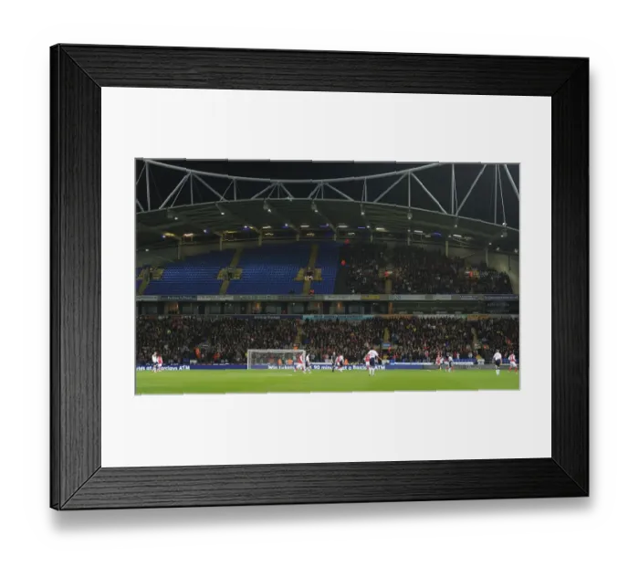 Framed Print : Arsenal Fans at Bolton Wanderers vs Arsenal, Premier League 2011-12 Framed Print : Arsenal Fans at Bolton Wanderers vs Arsenal, Premier League 2011-12