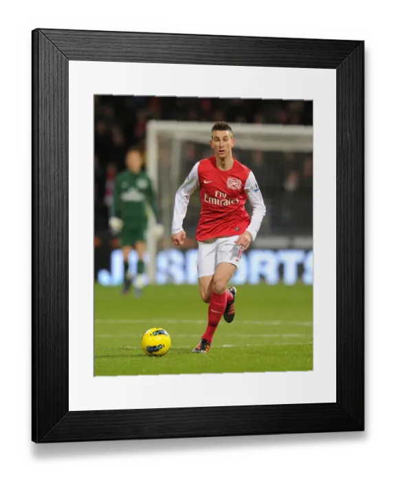Framed Print : Focused Koscielny: Arsenal's Unyielding Defender at Bolton, 2011-12 Framed Print : Focused Koscielny: Arsenal's Unyielding Defender at Bolton, 2011-12