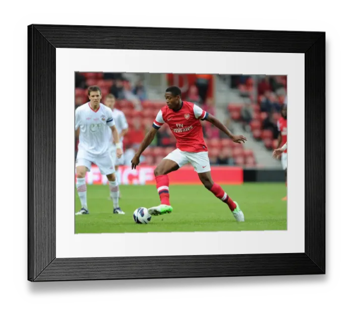 Framed Print : Chuks Aneke (Arsenal). Southampton 1: 1 Arsenal. The Markus Liebherr Memorial Cup