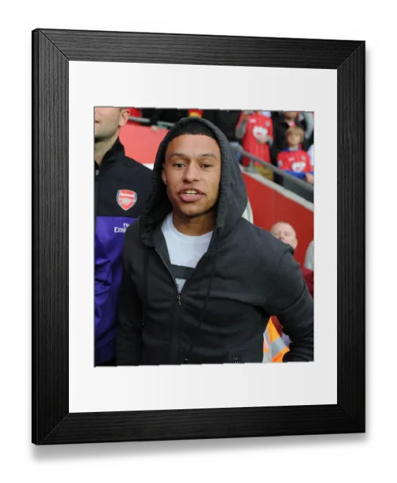 Framed Print : Arsenal's Oxlade-Chamberlain Shines in 2012-13 Southampton Pre-Season Clash Framed Print : Arsenal's Oxlade-Chamberlain Shines in 2012-13 Southampton Pre-Season Clash