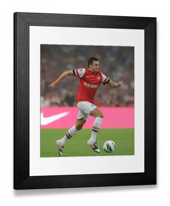 Framed Print : Arsenal vs Manchester City: 2012 Pre-Season Clash in Beijing