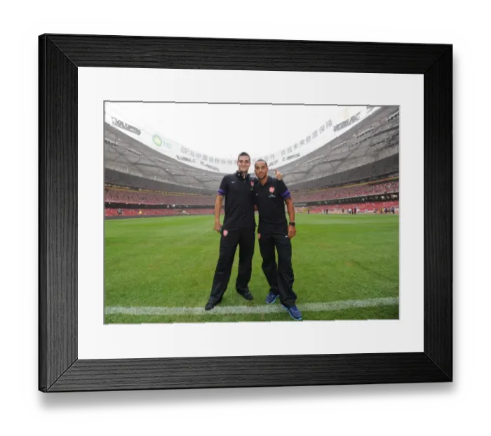 Framed Print : Arsenal FC: Walcott vs Mannone - Pre-Season Showdown against Manchester City in Beijing, 2012