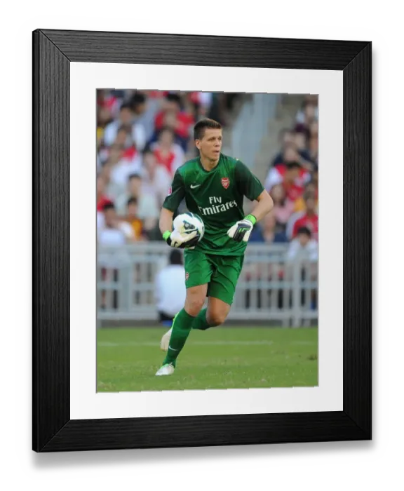Framed Print : Wojciech Szczesny: Arsenal's Star Goalkeeper in Action at Kitchee FC, 2012