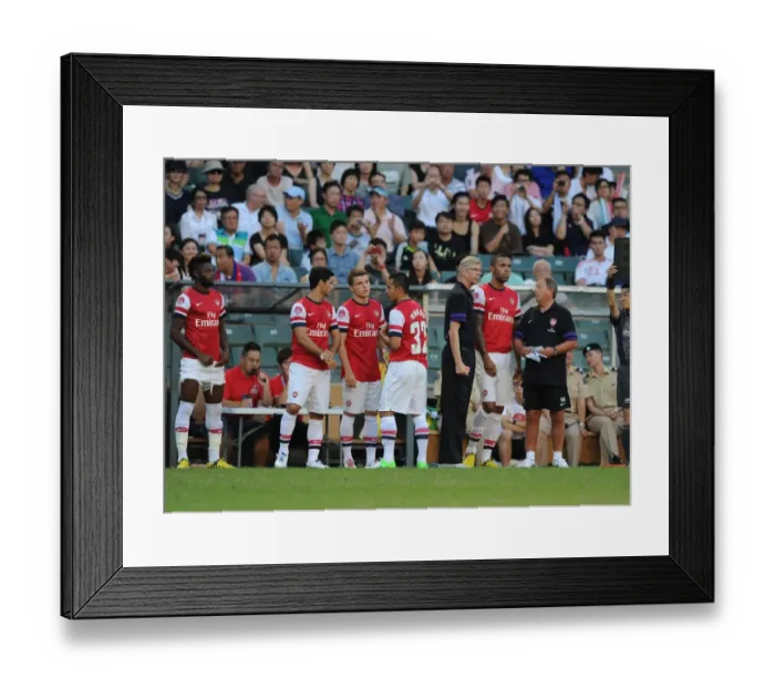 Framed Print : Arsene Wenger and Arsenal Squad: Kitchee FC vs Arsenal FC (2012) Framed Print : Arsene Wenger and Arsenal Squad: Kitchee FC vs Arsenal FC (2012)