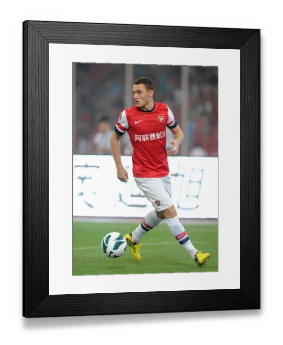 Framed Print : Thomas Vermaelen Faces Manchester City in Arsenal's Beijing Clash Framed Print : Thomas Vermaelen Faces Manchester City in Arsenal's Beijing Clash