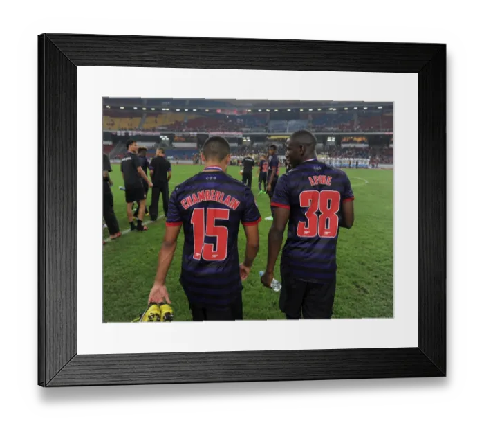 Framed Print : Alex Oxlade-Chamberlain and Benik Afobe (Arsenal). Malaysia 1: 2 Arsenal Framed Print : Alex Oxlade-Chamberlain and Benik Afobe (Arsenal). Malaysia 1: 2 Arsenal