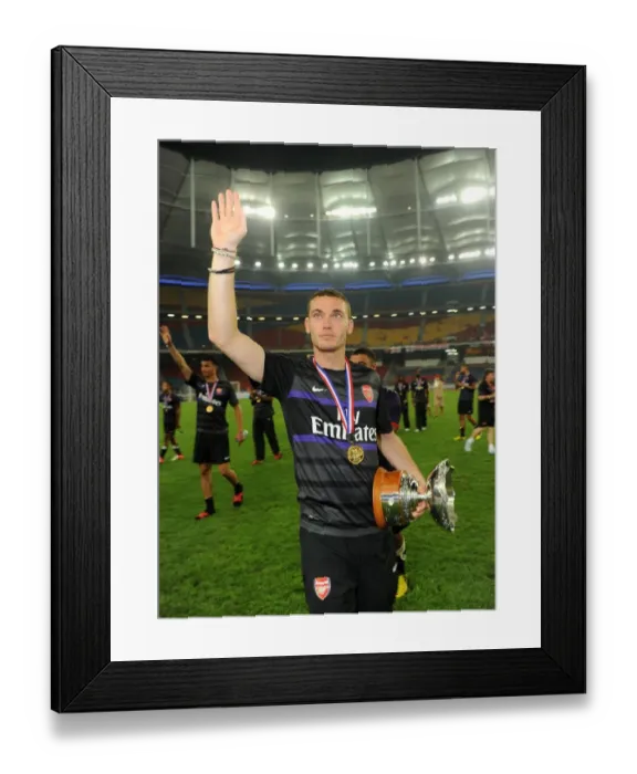 Framed Print : Thomas Vermaelen (Arsenal). Malaysia 1: 2 Arsenal. Pre Season Friendly. National Stadium Framed Print : Thomas Vermaelen (Arsenal). Malaysia 1: 2 Arsenal. Pre Season Friendly. National Stadium