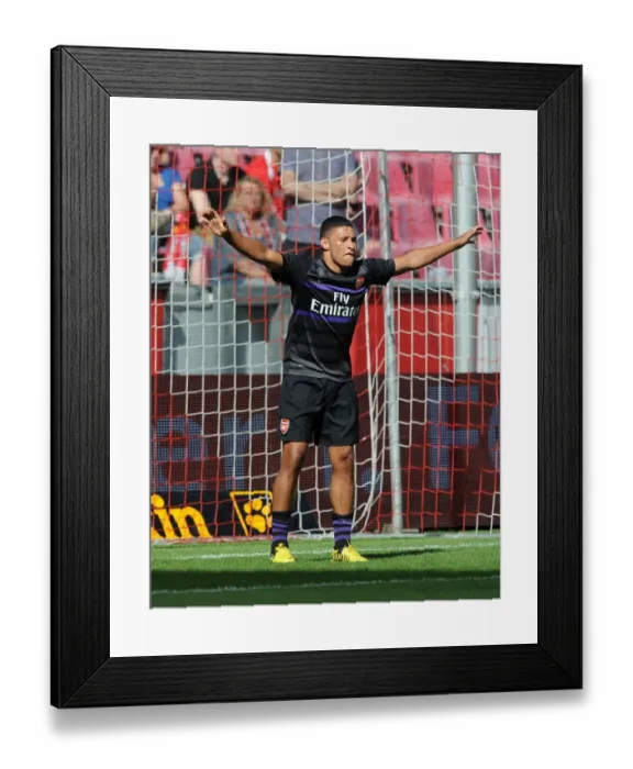 Framed Print : Arsenal's Alex Oxlade-Chamberlain Before Cologne Pre-Season Friendly, 2012