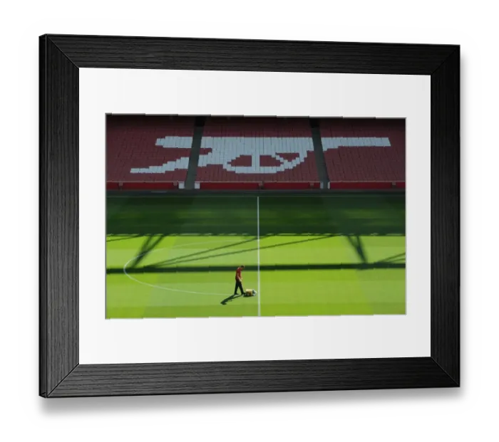 Framed Print : Emirates Stadium: Preparing for Arsenal's Premier League Clash against Sunderland Framed Print : Emirates Stadium: Preparing for Arsenal's Premier League Clash against Sunderland