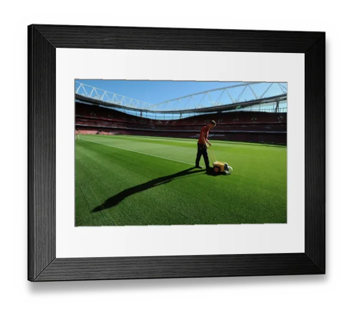 Framed Print : Preparing the Battlefield: Emirates Stadium Gears Up for Arsenal's Premier League Clash against Sunderland Framed Print : Preparing the Battlefield: Emirates Stadium Gears Up for Arsenal's Premier League Clash against Sunderland
