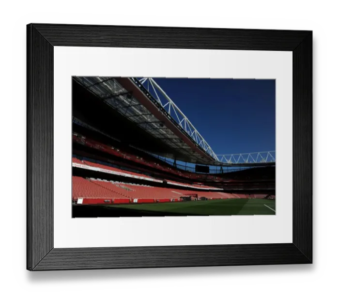 Framed Print : Arsenal vs Sunderland: Premier League Showdown at Emirates Stadium Framed Print : Arsenal vs Sunderland: Premier League Showdown at Emirates Stadium