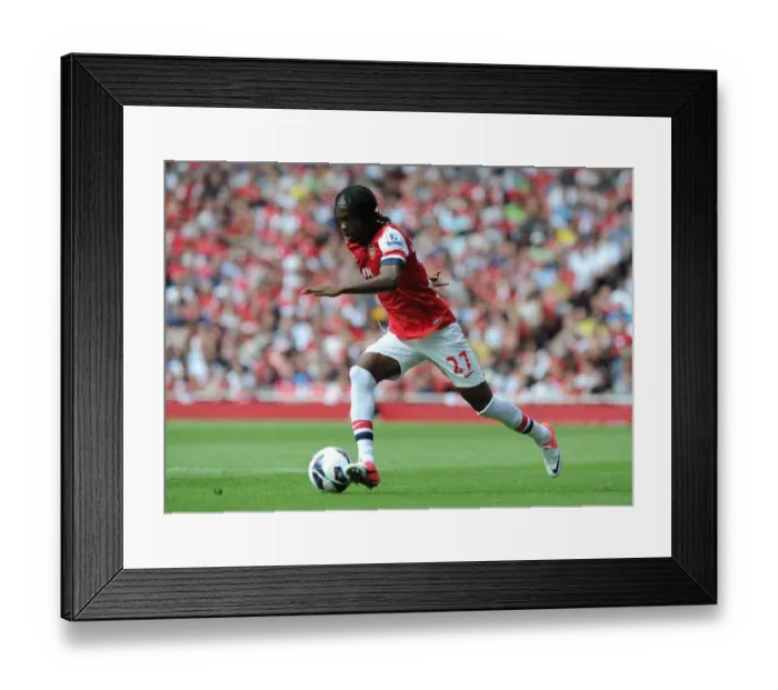 Framed Print : Gervinho in Action: Arsenal vs Sunderland, Premier League 2012-13