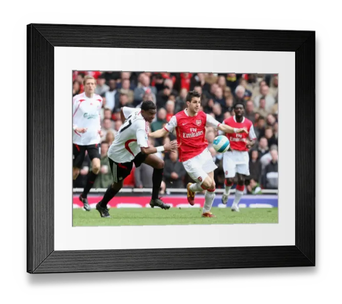 Framed Print : Cesc Fabregas (Arsenal) Damien Plessis (Liverpool) Framed Print : Cesc Fabregas (Arsenal) Damien Plessis (Liverpool)