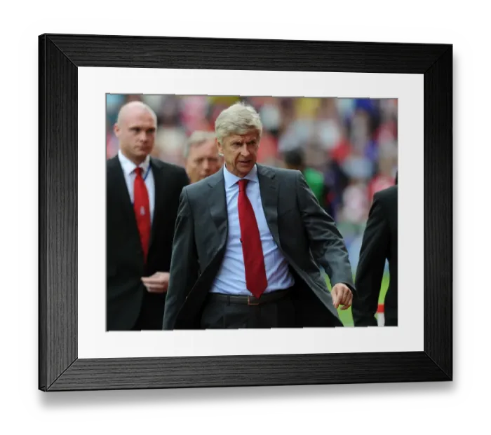 Framed Print : Arsene Wenger: Focused Before Stoke City (2012-13)