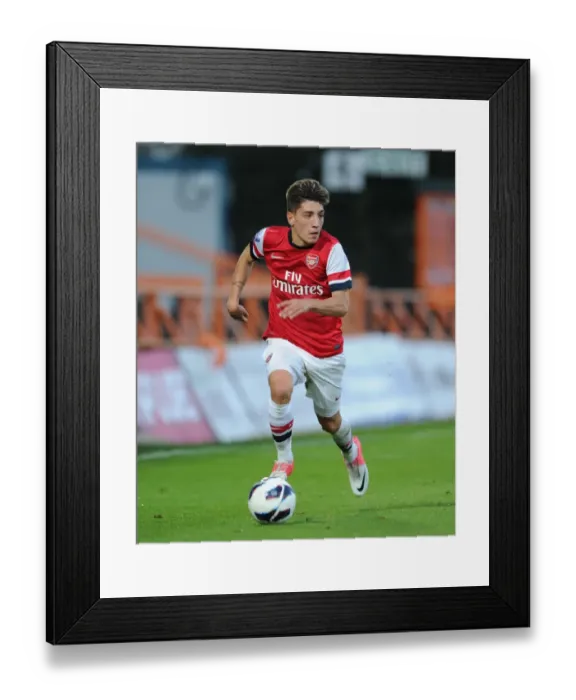 Framed Print : Hector Bellerin in Action: Arsenal vs. Marseille, NextGen Series 2012-13 Framed Print : Hector Bellerin in Action: Arsenal vs. Marseille, NextGen Series 2012-13
