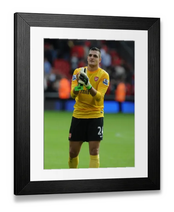Framed Print : Vito Mannone Bids Farewell: Liverpool vs. Arsenal, Premier League 2012-13