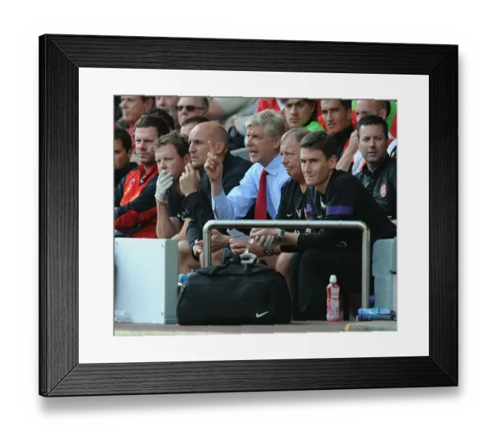 Framed Print : Arsene Wenger and Steve Bould: A Tactical Alliance at Anfield (2012-13) Framed Print : Arsene Wenger and Steve Bould: A Tactical Alliance at Anfield (2012-13)