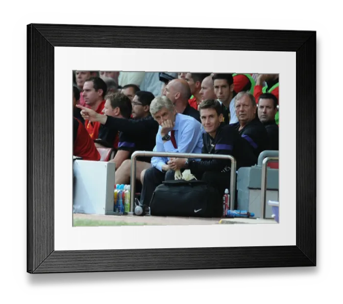 Framed Print : Arsene Wenger: Liverpool vs Arsenal, 2012-13 - Behind the Scenes