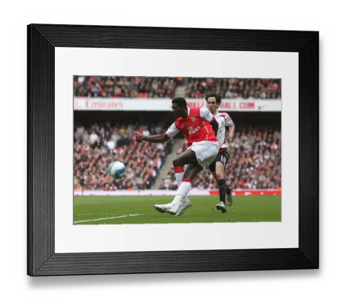 Framed Print : Adebayor Crosses for Arsenal: 1-1 Stalemate Against Liverpool, 2008
