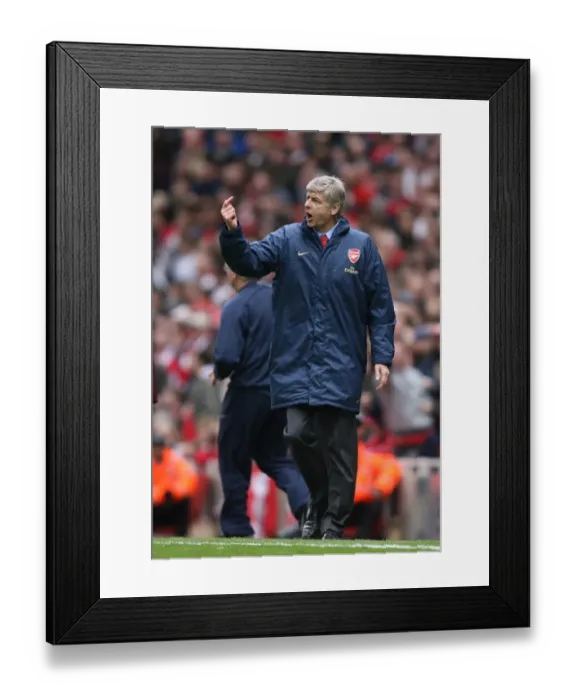 Framed Print : Wenger at the Helm: 1-1 Stalemate Against Liverpool, Emirates Stadium, 2008 Framed Print : Wenger at the Helm: 1-1 Stalemate Against Liverpool, Emirates Stadium, 2008