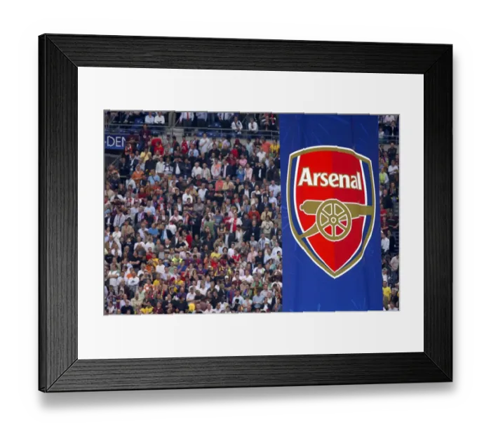 Framed Print : Arsenal crest on a banner during the pre match ceremony Framed Print : Arsenal crest on a banner during the pre match ceremony