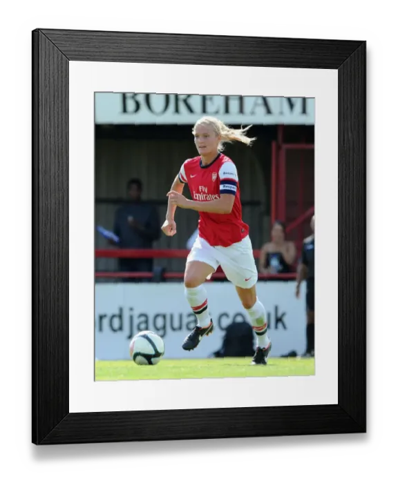 Framed Print : Katie Chapman: In Action for Arsenal Ladies vs. Lincoln Ladies (FA WSL 2012-13)