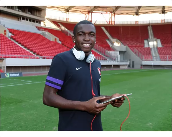 Arsenal's Reice Charles-Cook Shines in 2:0 Victory over Olympiacos U19 in NextGen Series