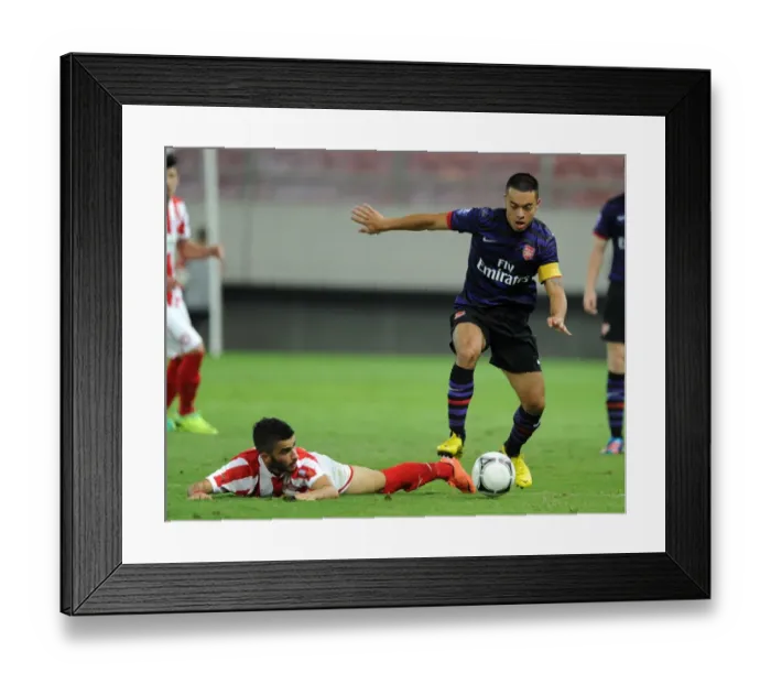 Framed Print : Nico Yennaris (Arsenal) Emmanouil Siopis (Olympiacos). Olympiacos U19 2: 0 Arsenal U19