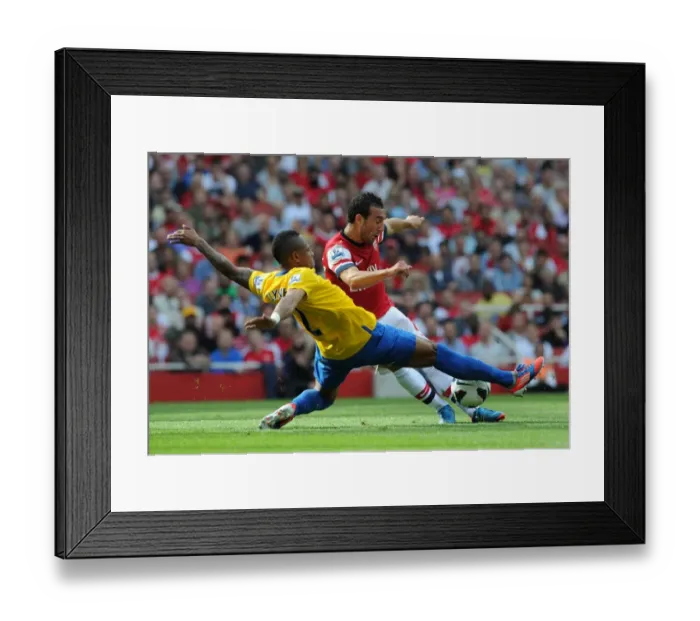 Framed Print : Santi Cazorla (Arsenal) Nathaniel Clyne (Soton). Arsenal 6: 1 Southampton
