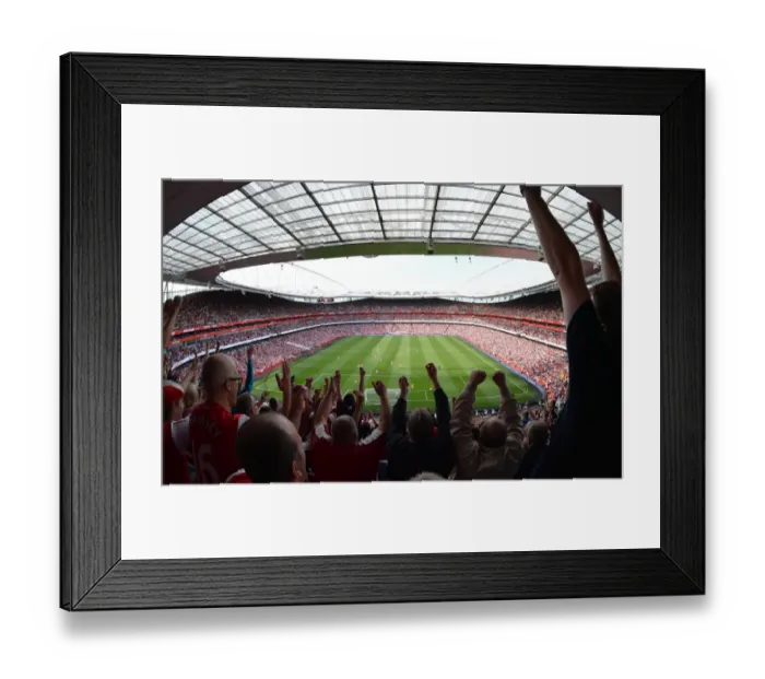 Framed Print : Arsenal's Triumph: 6-1 Rout of Southampton in the Premier League Framed Print : Arsenal's Triumph: 6-1 Rout of Southampton in the Premier League