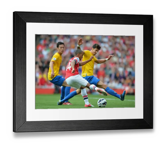 Framed Print : Arsenal v Southampton - Premier League