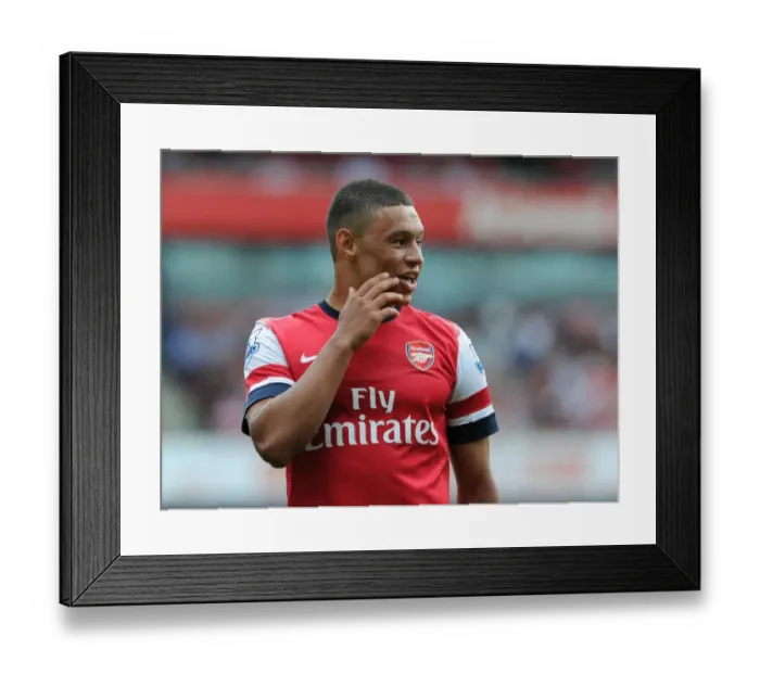 Framed Print : Arsenal's Oxlade-Chamberlain Shines in 6-1 Thrashing of Southampton (Premier League, 2012-13) Framed Print : Arsenal's Oxlade-Chamberlain Shines in 6-1 Thrashing of Southampton (Premier League, 2012-13)