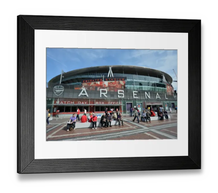 Framed Print : Arsenal's Dominance: 6-1 Thrashing of Southampton in Premier League at Emirates Stadium Framed Print : Arsenal's Dominance: 6-1 Thrashing of Southampton in Premier League at Emirates Stadium