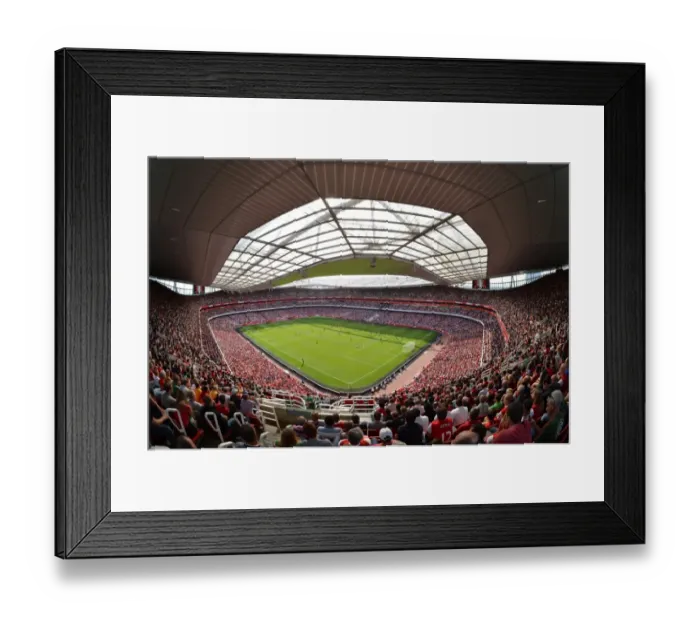 Framed Print : Arsenal Thrashes Southampton 6-1 in Premier League: Emirates Stadium, September 15, 2012