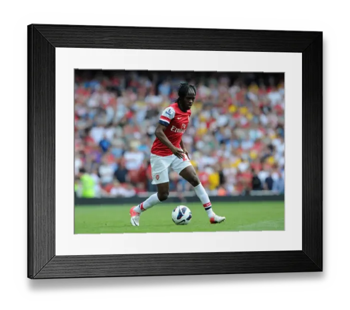 Framed Print : Arsenal's Dominant Victory: Gervinho Scores in Arsenal's 6-1 Rout Over Southampton (Premier League 2012 / 13)